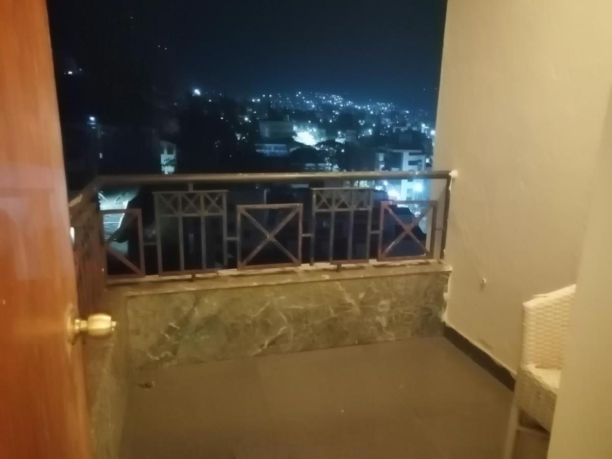 Maharaja Regency Otel Satara Dış mekan fotoğraf